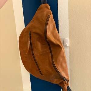 Oversize Caramel Brown Leather Sling Bag Crossbody Fanny Pack